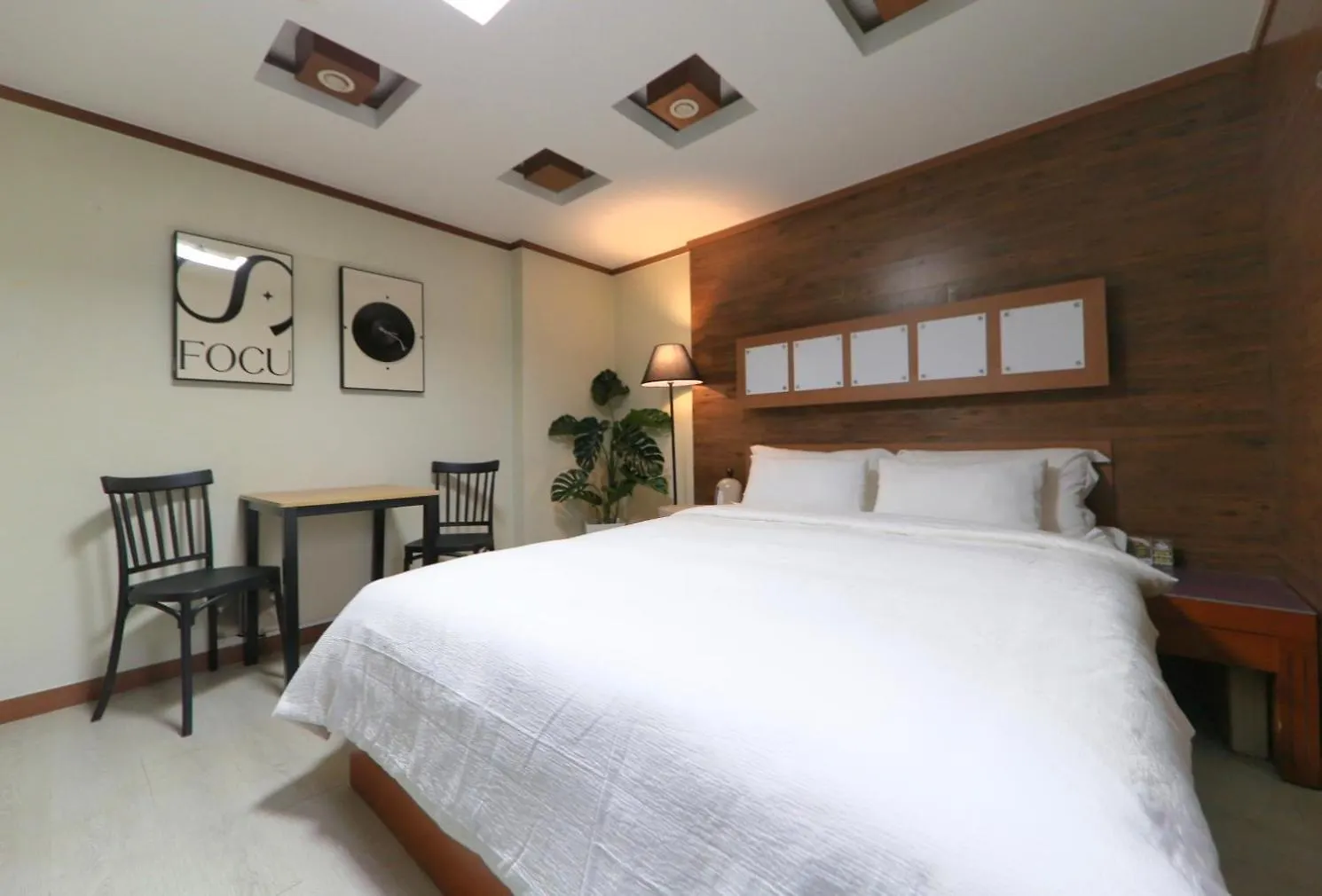 Dongam Soo Hotel Incheon